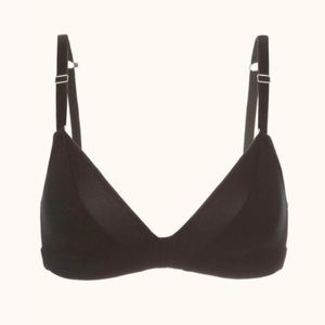 Lively All-Day Deep V Bra